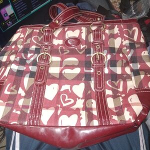 Burberry Heart Women's PVC,Patent Leather Tote Bag Beige,Bordeaux
